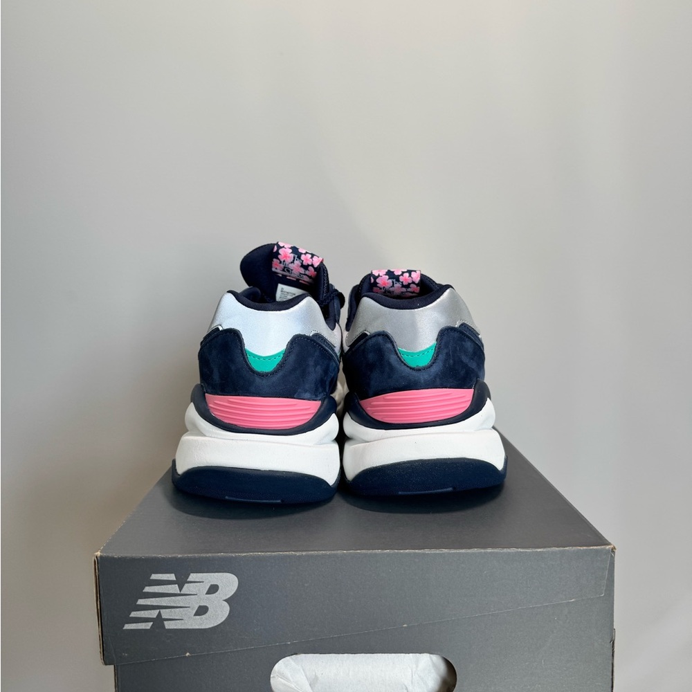 NWT - Men’s New Balance 5740 shoes - Picture 3 of 6